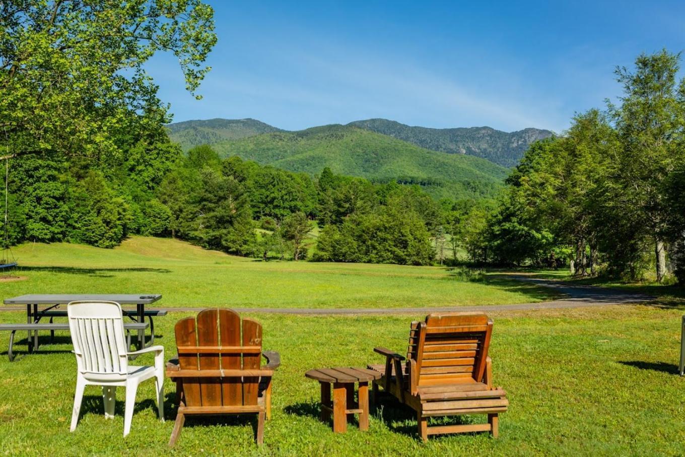 Lodge At Mount Mitchell Busick Exterior foto